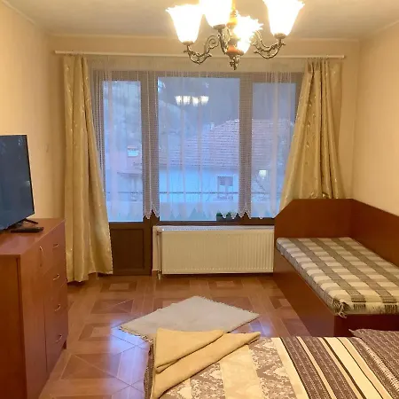 Appartement приключение в *